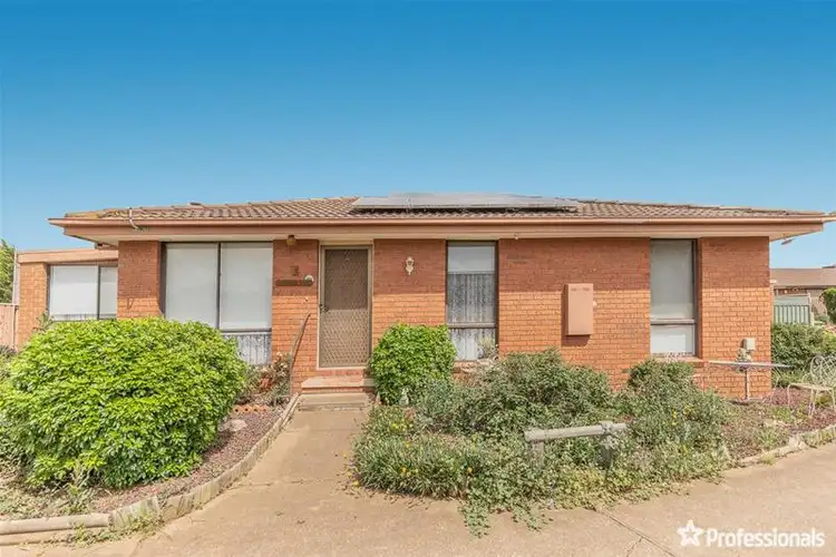 1/2-4 Brooklyn Road, Melton South VIC 3338
