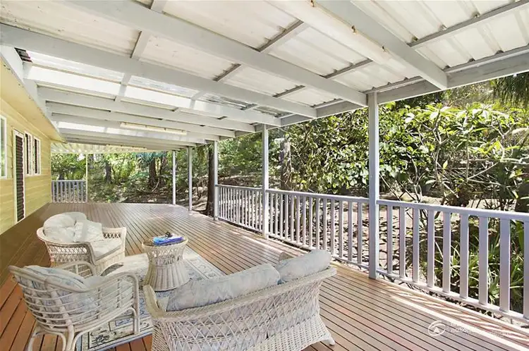 2 Pinecone Court, Elanora QLD 4221