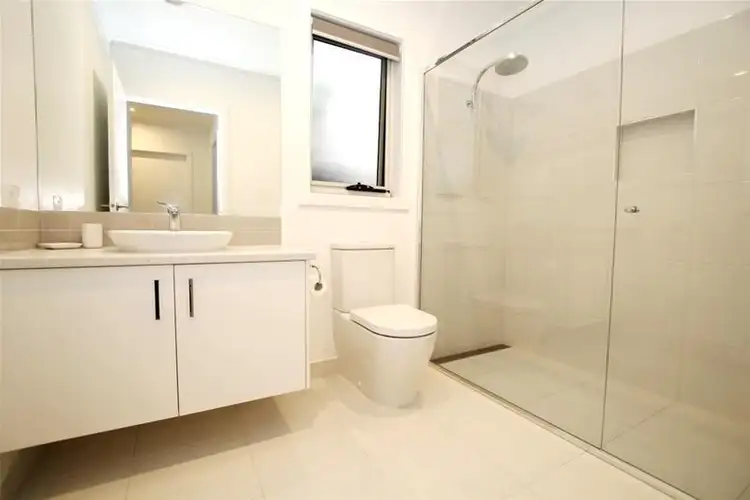 Fifth view of Homely house listing, 2/40 Lava Street, Warrnambool VIC 3280