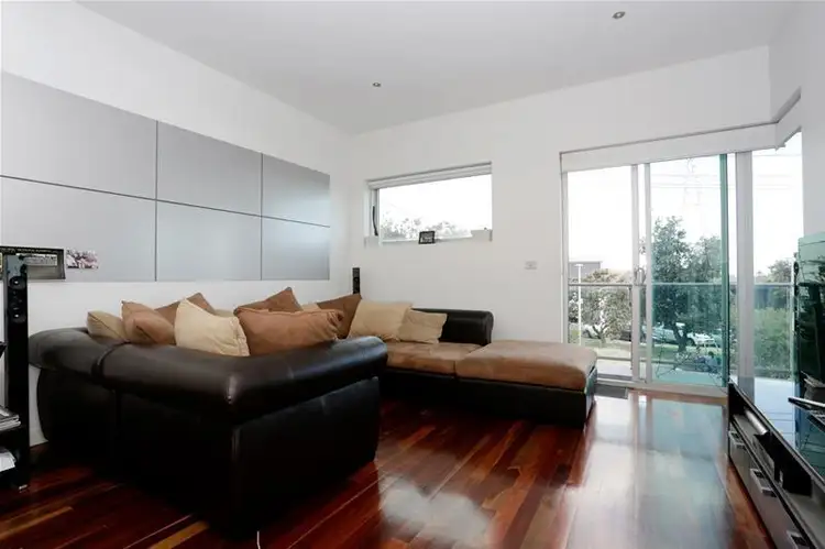 Fifth view of Homely apartment listing, 10/25-27 Nepean Highway, Aspendale VIC 3195