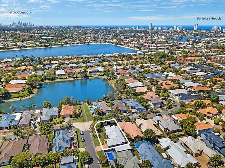 3 Songbird Place, Burleigh Waters QLD 4220