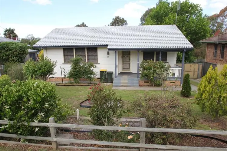 23 Duncan Street, Tenterfield NSW 2372