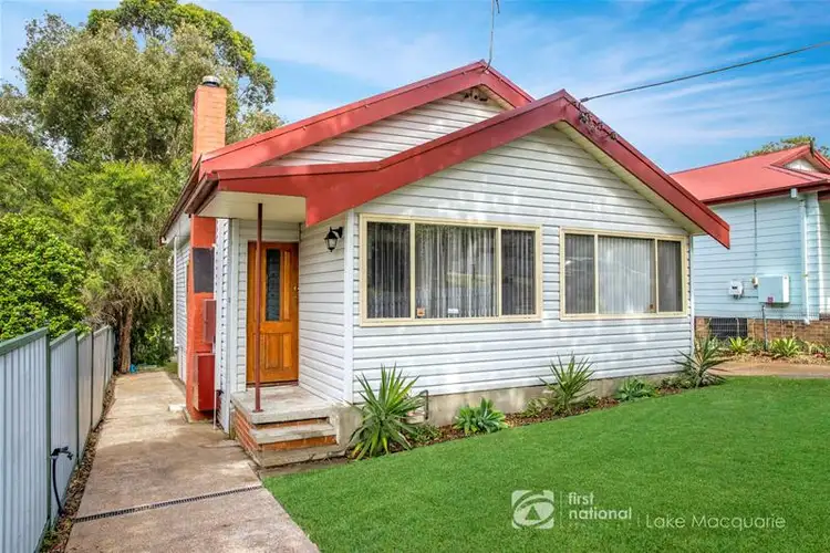 9 Lilian Street, Glendale NSW 2285