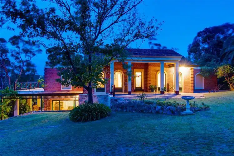 4 Adamson Avenue, Belair SA 5052