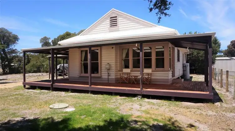 7 Thriptomene Street, Loch Sport VIC 3851