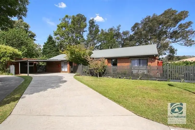 Main view of Homely house listing, 5 Flower Place, Wodonga VIC 3690