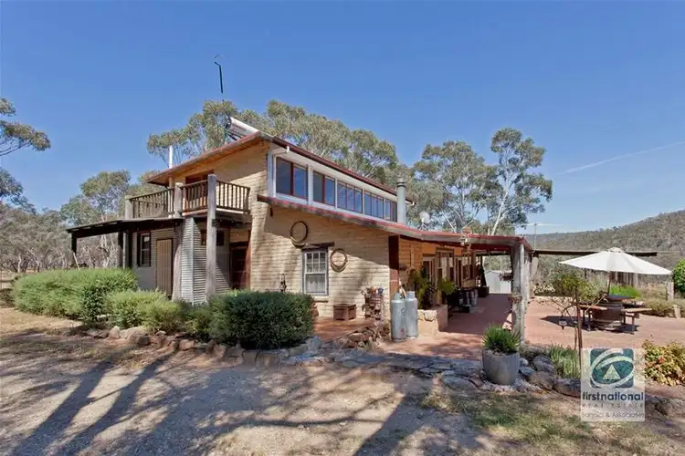 40 Byrne Gully Road, Eldorado VIC 3746