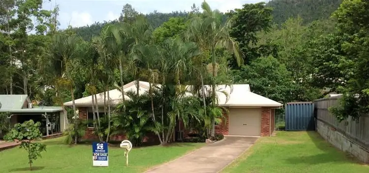 6 Esk Terrace, Cannonvale QLD 4802