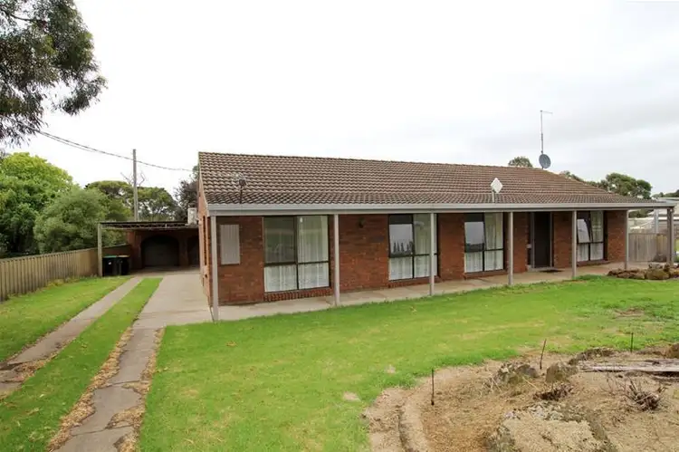 6 School Road, Panmure VIC 3265
