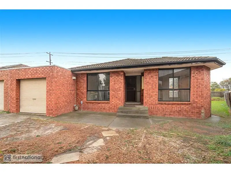 Main view of Homely unit listing, 1/18 Woods Close, Meadow Heights VIC 3048