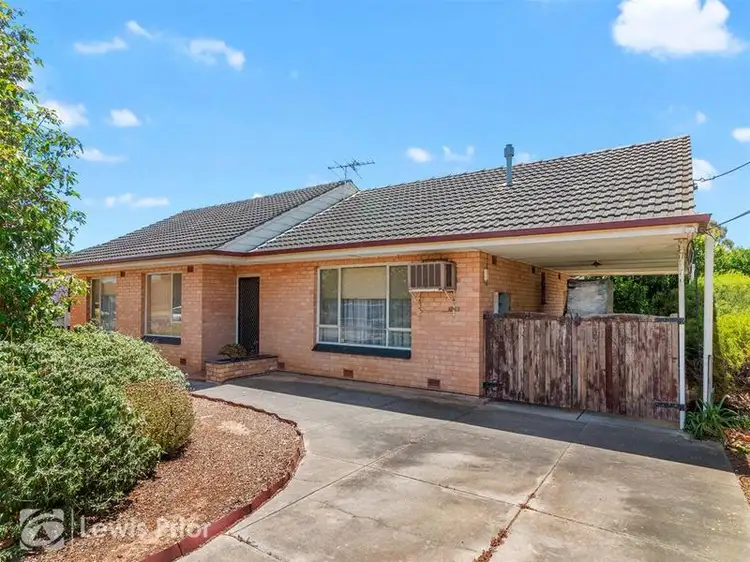 1 Parkmore Avenue, Sturt SA 5047