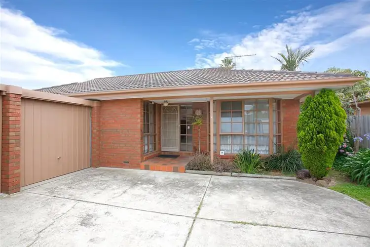 2/1 Seventh  Street, Parkdale VIC 3195