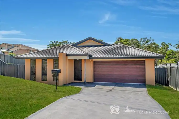 8 Frontier Street, Cameron Park NSW 2285