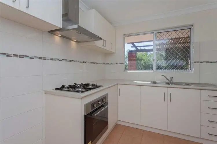 33B Sillmon Way, Duncraig WA 6023