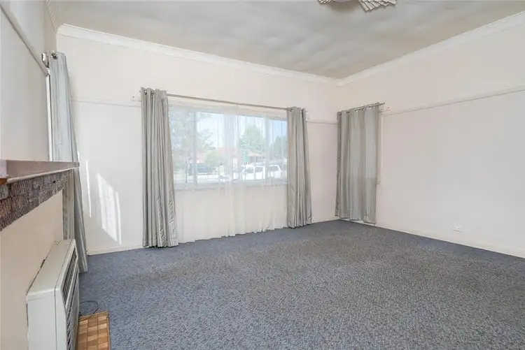 Sixth view of Homely house listing, 60 Seventh Street, Mildura VIC 3500