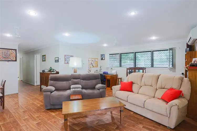 Sixth view of Homely house listing, 7 Mapley Court, Sarina QLD 4737