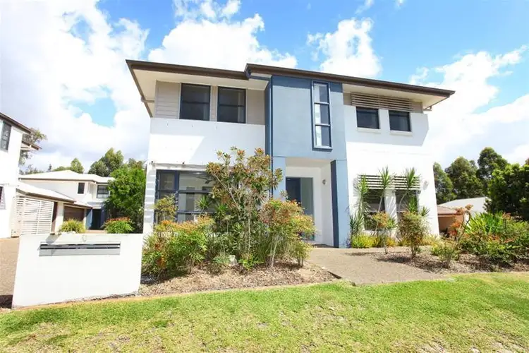 2/10 Holl Lane, Coomera QLD 4209