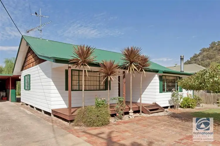 44 Great Alpine Road, Myrtleford VIC 3737