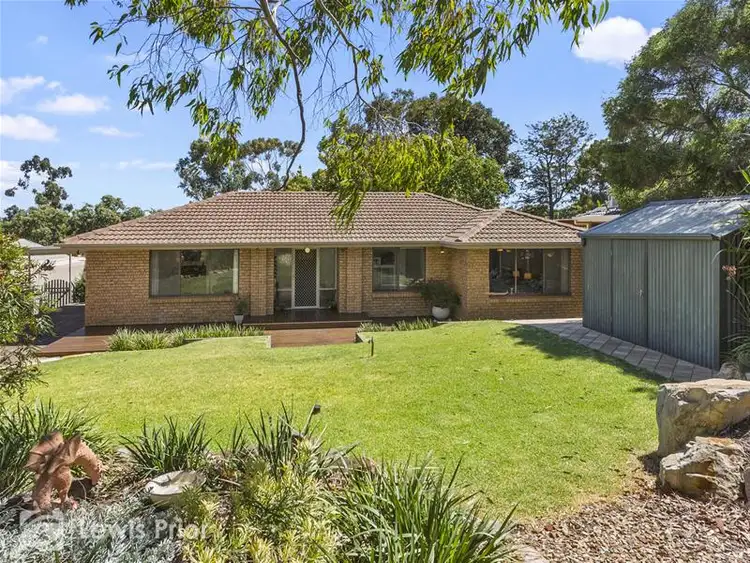 1 Sunnybanks Drive, Happy Valley SA 5159