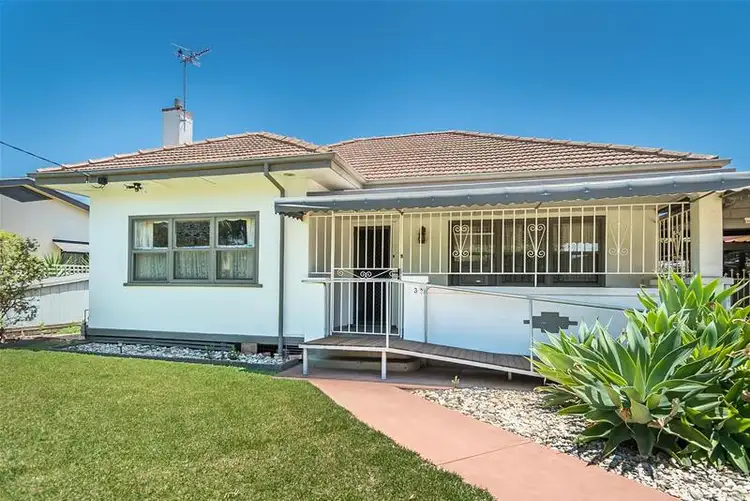 Main view of Homely house listing, 3 Floral Avenue, Mildura VIC 3500