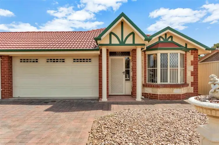 5A Nambucca Avenue, West Lakes Shore SA 5020