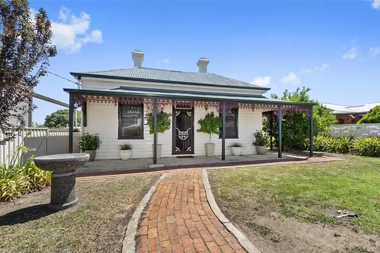 22 Allen Crescent, Stawell VIC 3380