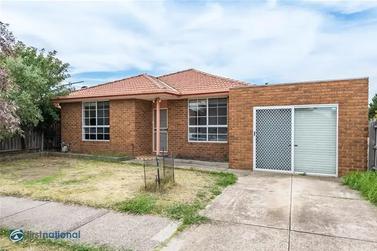 1/32 Lightwood Crescent, Meadow Heights VIC 3048