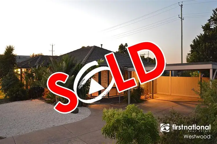32 Weeden Drive, Werribee VIC 3030
