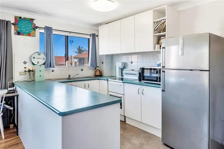 Fourth view of Homely unit listing, 8/9 Nalla Court, Palm Beach QLD 4221