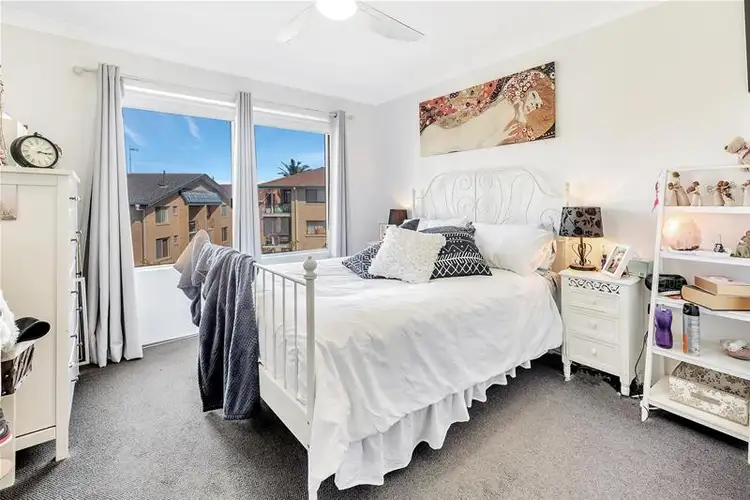 Fifth view of Homely unit listing, 8/9 Nalla Court, Palm Beach QLD 4221