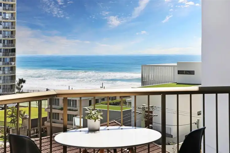'CARRINGTON COURT' 3 Main Beach Parade, Main Beach QLD 4217