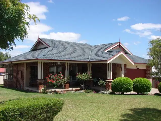 2 Ted Clay Street, Muswellbrook NSW 2333