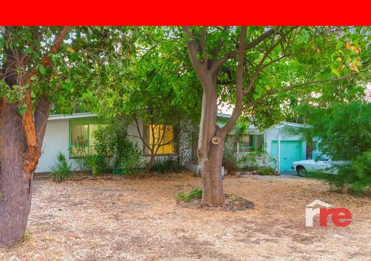 4 Dixie Road, Kelmscott WA 6111