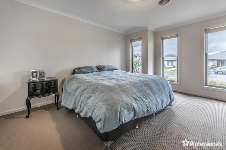 Seventh view of Homely house listing, 34 Willandra Boulevard, Harkness VIC 3337