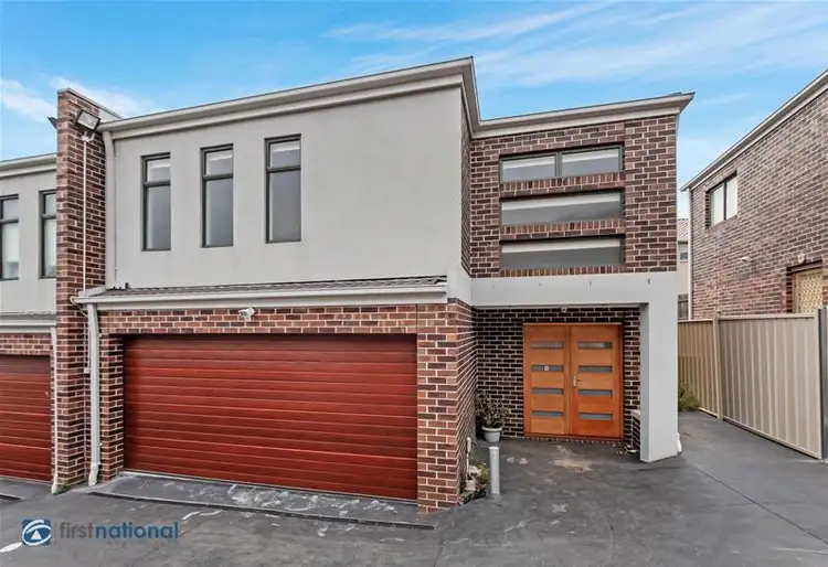 2/57 Rokewood Crescent, Meadow Heights VIC 3048