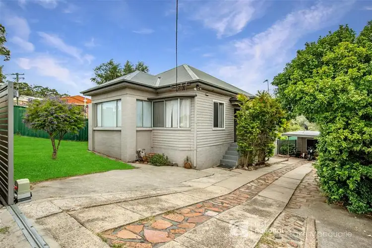 96 Lake Road, Wallsend NSW 2287