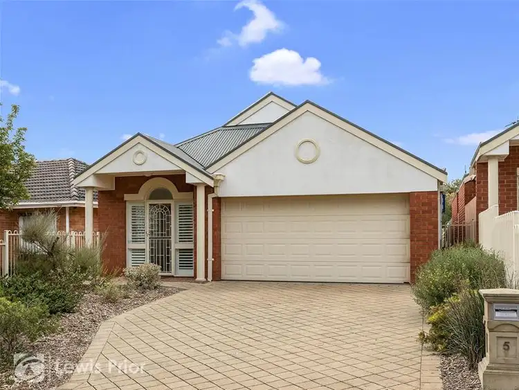 5 Ocean Vista, Seacliff Park SA 5049