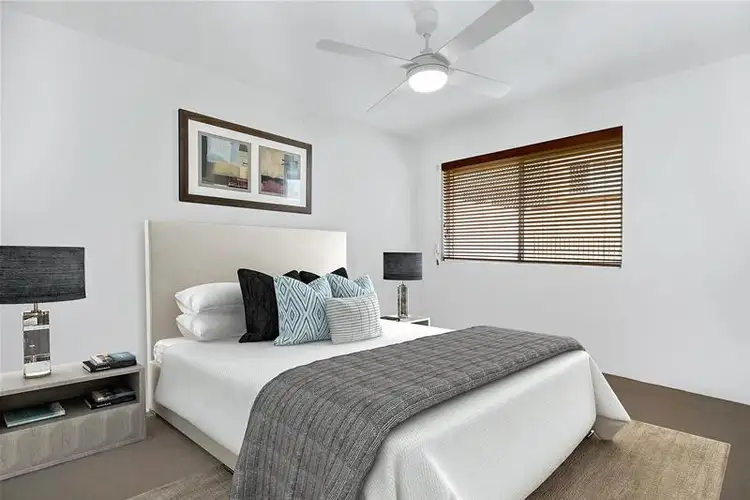Fifth view of Homely apartment listing, 2/9 Lomond Terrace, East Brisbane QLD 4169