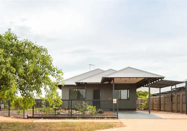 Second view of Homely house listing, 10 Sariago Terrace, Bilingurr WA 6725
