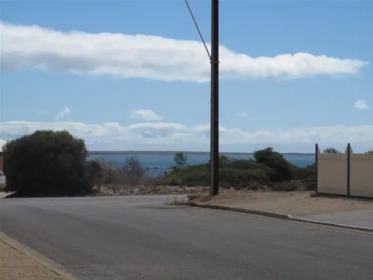 Second view of Homely house listing, 2 Devlin Street, Port Victoria SA 5573
