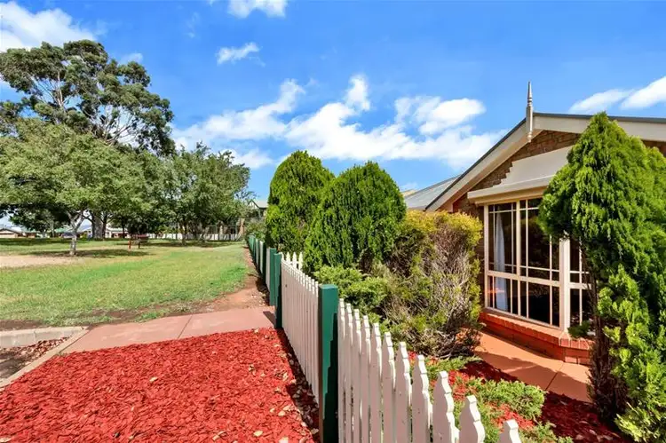 1 Janitz Street, Wynn Vale SA 5127