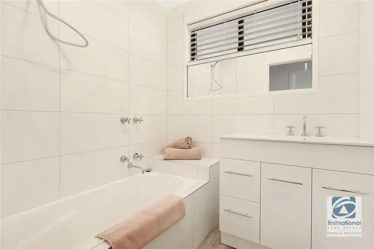 Second view of Homely unit listing, 4/14 McEwen Crescent, Wodonga VIC 3690