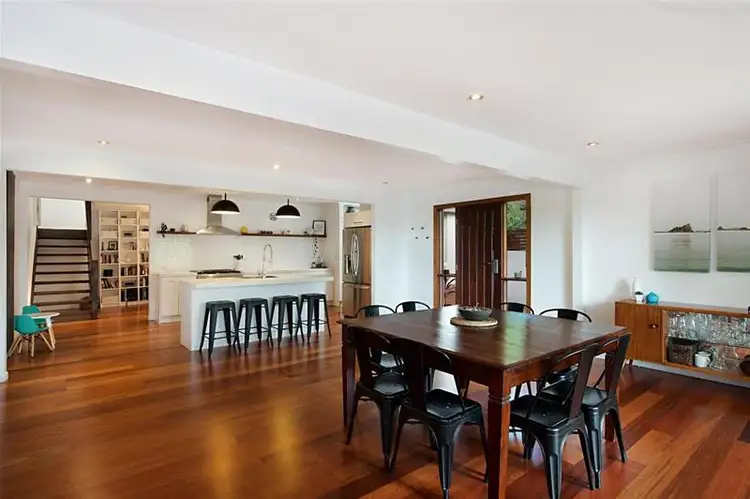 5 Illyria  Street, Currumbin Waters QLD 4223