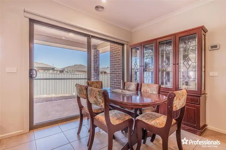 Fourth view of Homely house listing, 15 Augusta Way, Strathtulloh VIC 3338