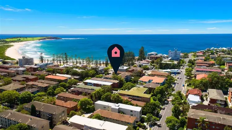 Second view of Homely unit listing, 13/119-123 Oaks Avenue, Dee Why NSW 2099