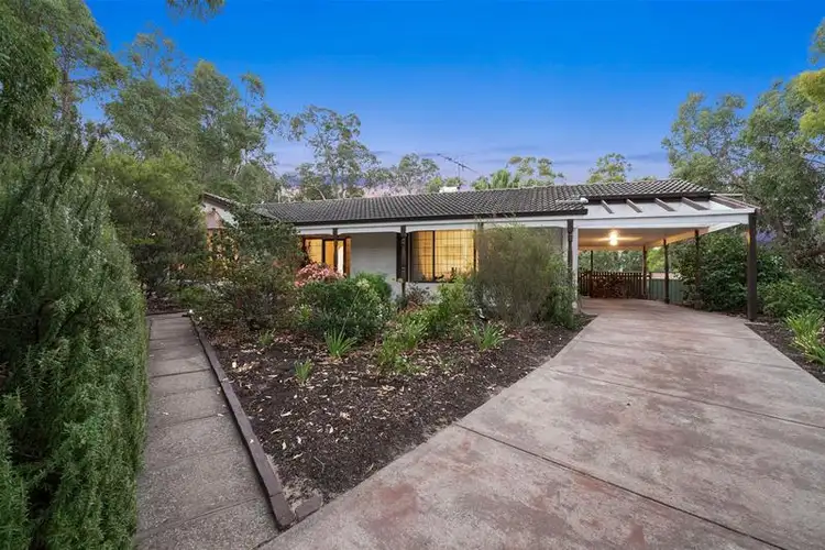 32 Michael Road, Roleystone WA 6111