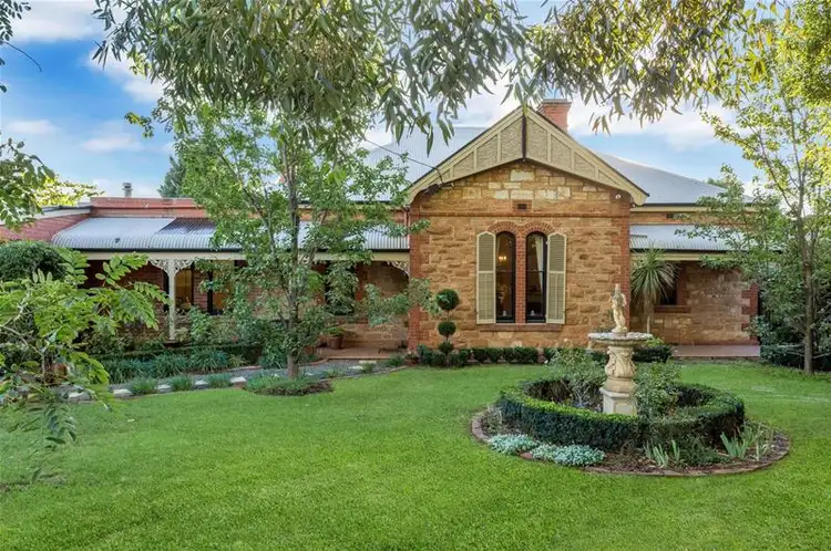 12 Urrbrae Avenue, Myrtle Bank SA 5064