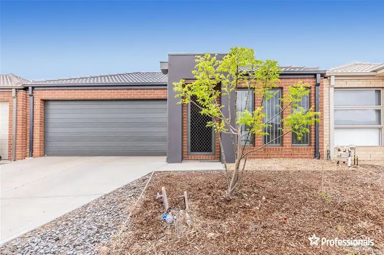 36 Fellows Street, Melton South VIC 3338