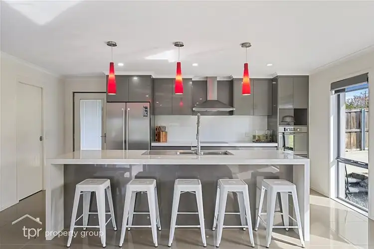 Second view of Homely house listing, 7 Larsen Court, Ranelagh TAS 7109