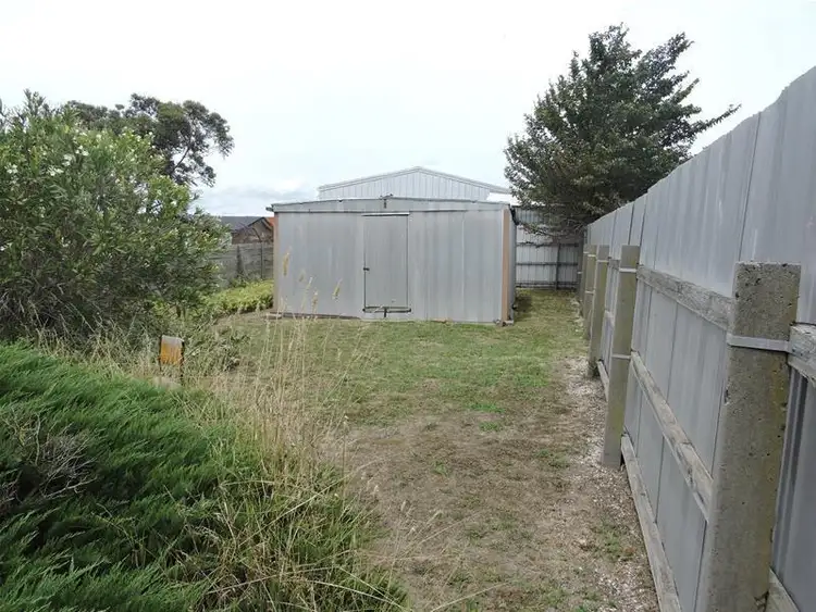 Sixth view of Homely house listing, 11 Castlecrag Close, Endeavour Hills VIC 3802